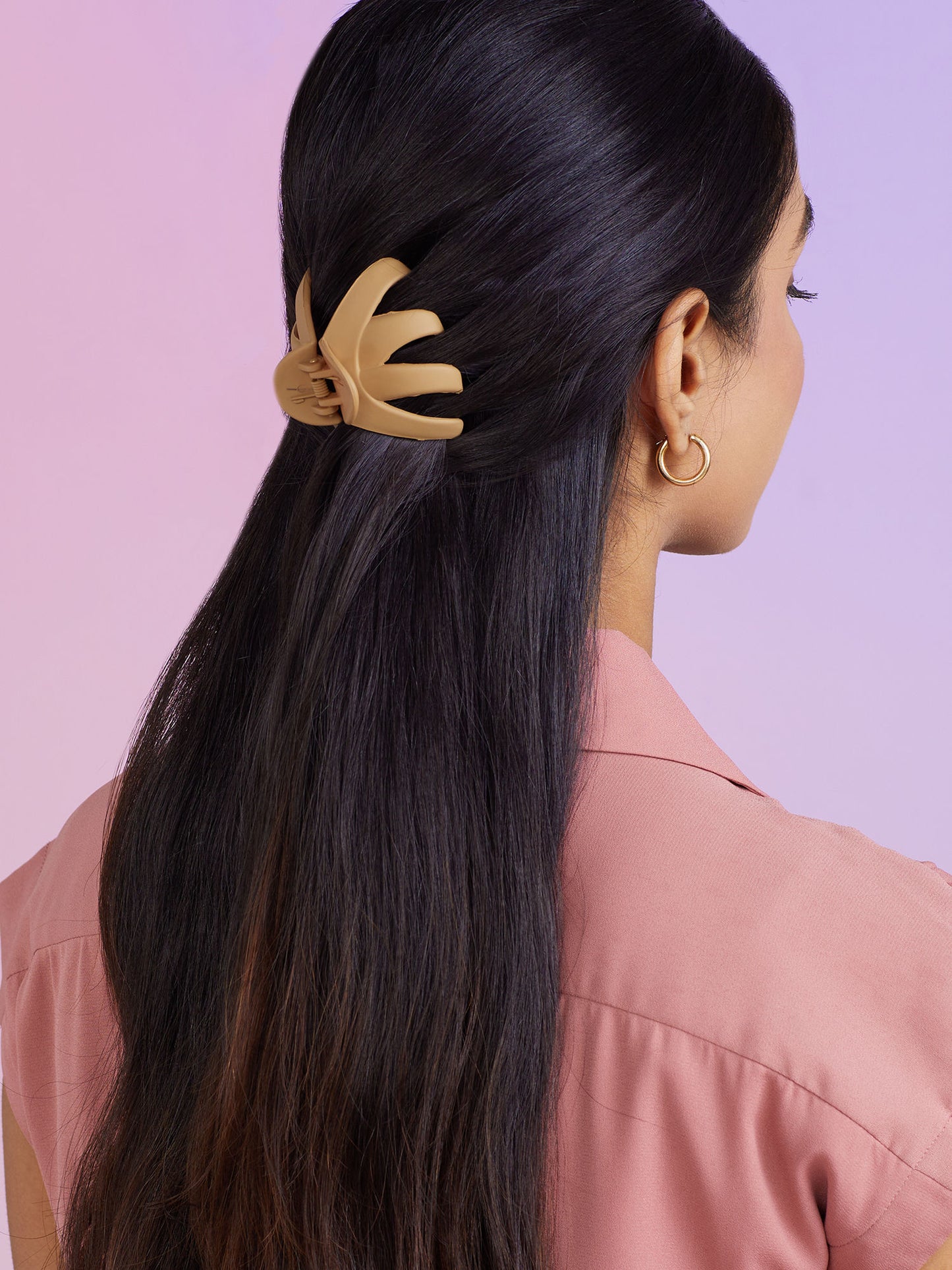 Trendy Set of 2 Beige Medium Hair Claw Clips