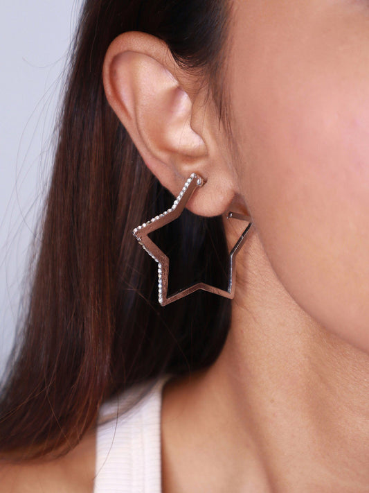 Minimal Silver Hoop Earrings