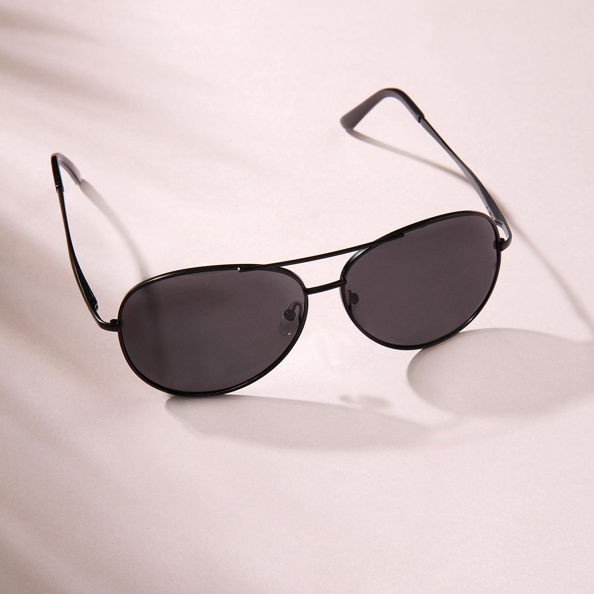 Black round aviator clearance sunglasses